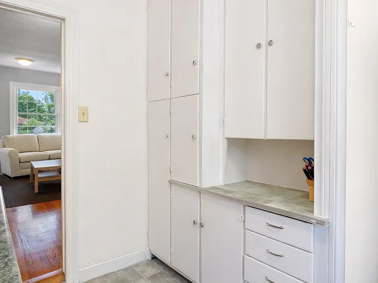 516 School St — Photo 13