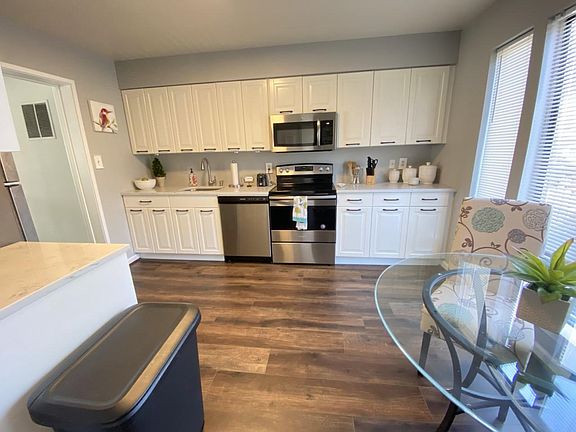 4th image of 10316 Cherry Blossom Ct