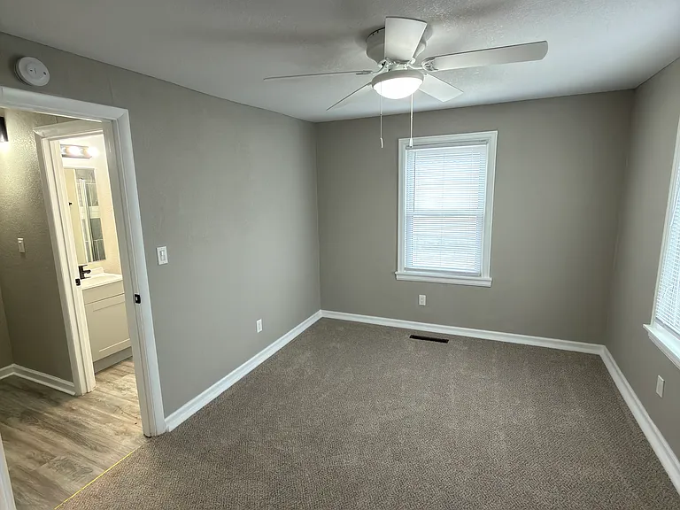 1412 N Harris Ave — Photo 18