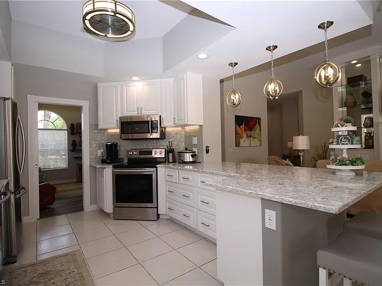 3019 Ellice Way — Photo 18