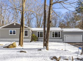 25 Blake Corner Rd, Phillipston, MA 01331