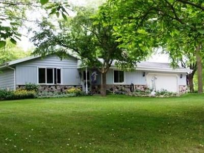 W277S8440 Riverview Dr, Mukwonago, WI, 53149