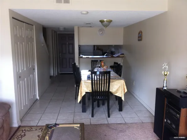863 Nutmeg Pl, Reno, NV 89502