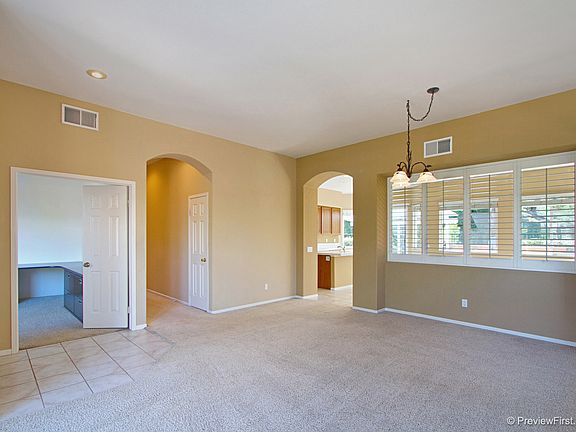 3rd image of 42801 Beeman Dr
