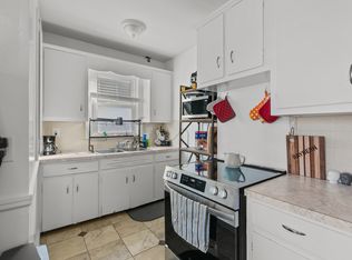 56-58 Middleton Ave #2, Newport, RI 02840