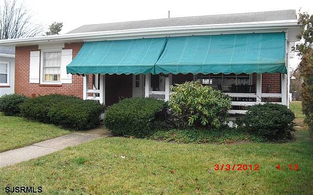 1st image of 125 Wesley Ave
