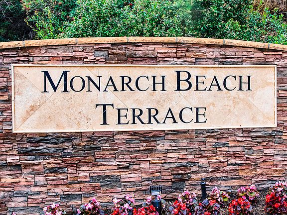 Monarch Bay area of Dana Pt