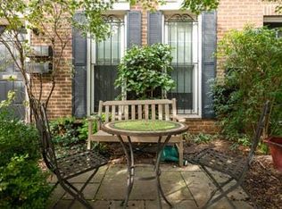 1425 Corcoran St NW APT 1, Washington, DC 20009