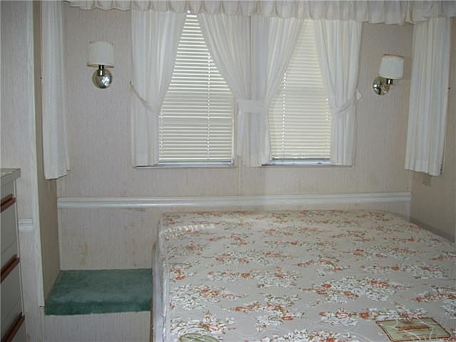 2nd image of 391 Leopard Ln