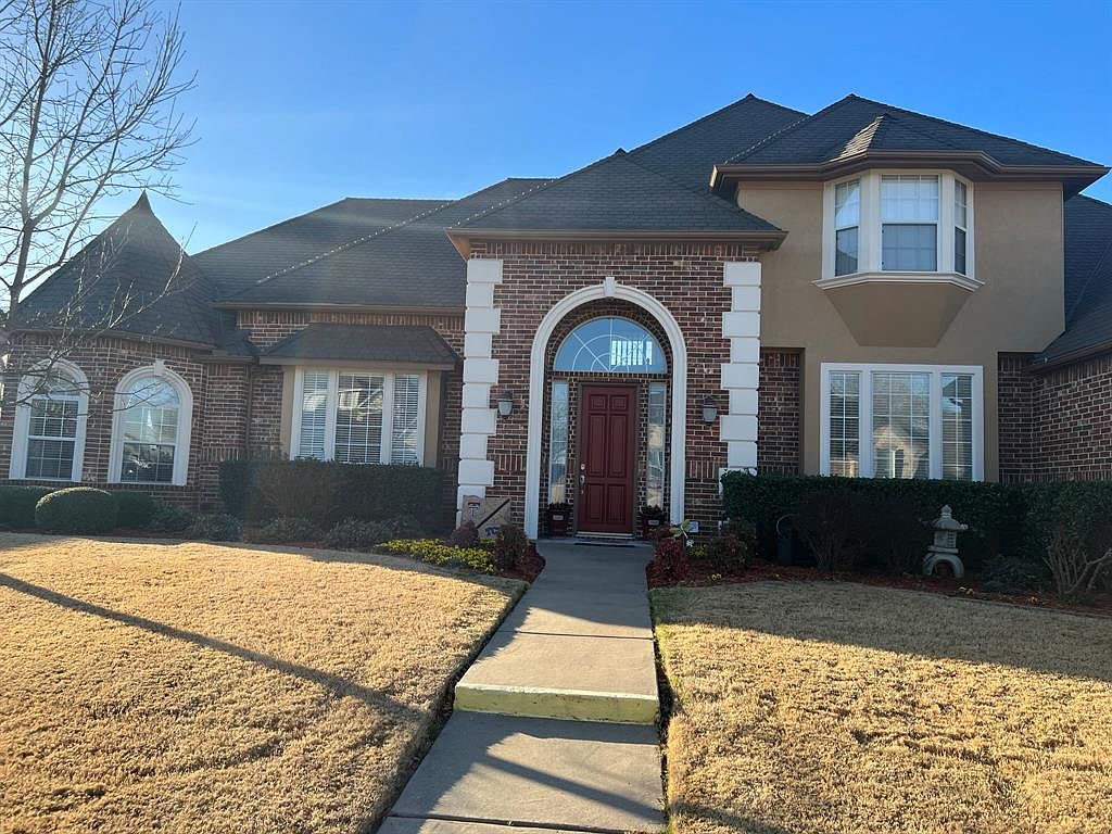 812 Thomas Crossing Dr, Burleson, TX 76028 Zillow