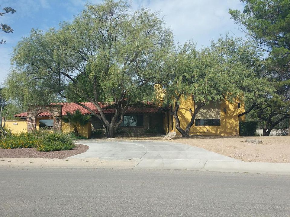 1st image of 3087 N Fairway Dr