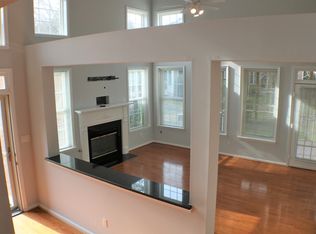 305 Hillside Ter, Newport News, VA 23602