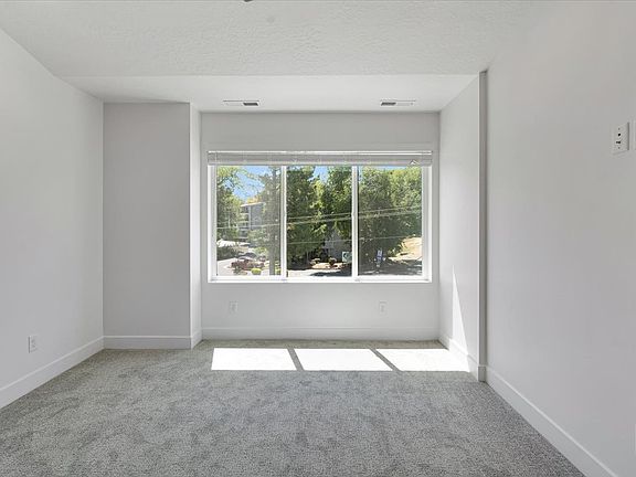 5th image of 852 E Maplehurst Dr #114