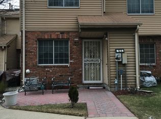 12 E Franklin Ln APT D, Staten Island, NY 10306