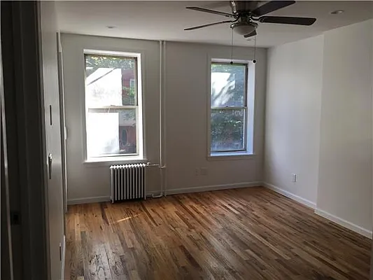 Rented by Triumph Property Group | media 11