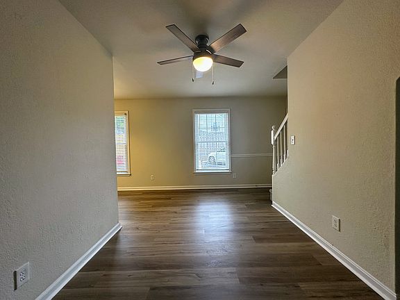 5th image of 1208 Cypress Ave #B
