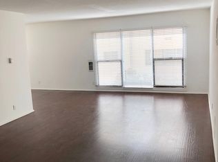 519 S Barrington Ave #556183C51, Los Angeles, CA 90049