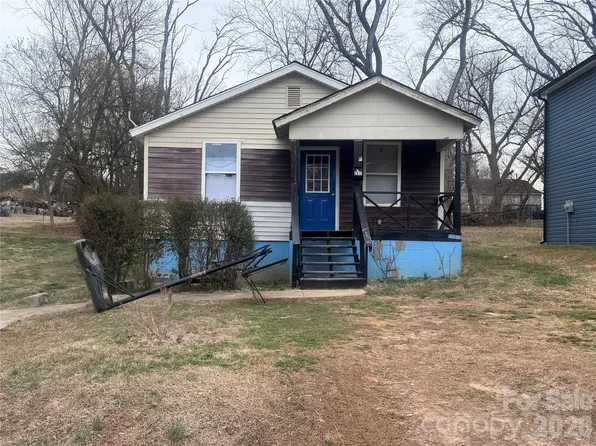 2617 Ansonia St, Winston Salem, NC 27105