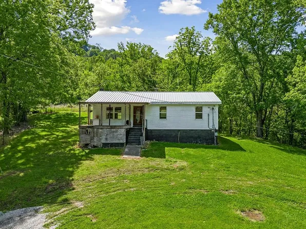 11 Odom Ln N, Chestnut Mound, TN 38552