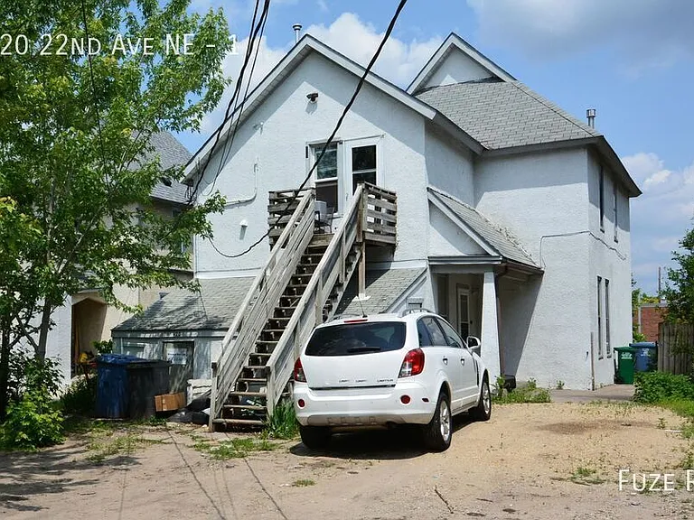 920 22nd Ave NE #1 — Photo 12