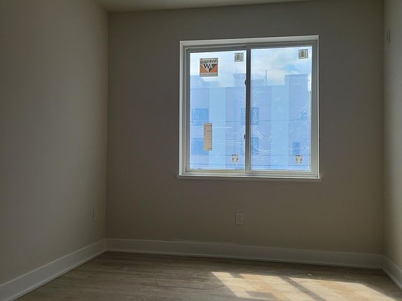 4th image of 1520 N 8th St #5