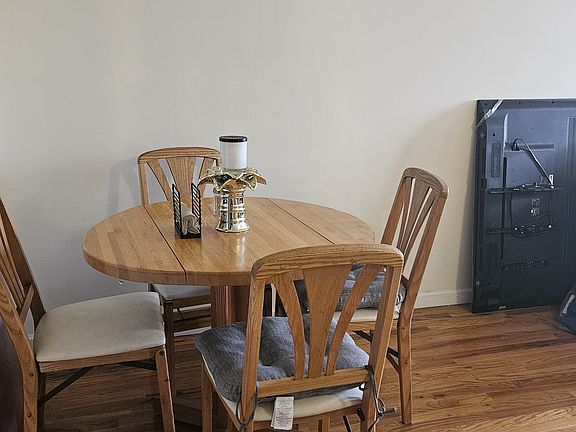 3rd image of 1224 Prospect Ave