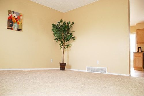 2nd image of 16469 E Evans Ave