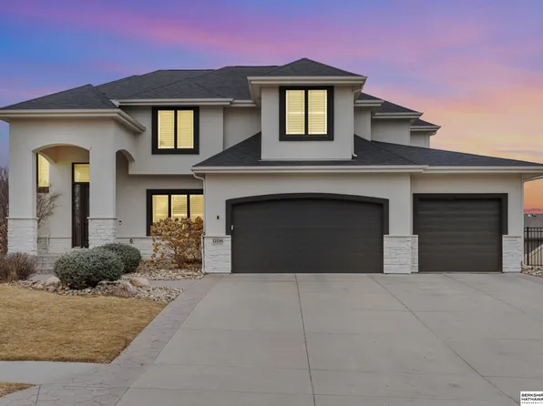 12536 S 81st Ave, Papillion, NE 68046