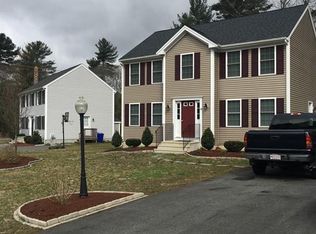 18 Shetland Rd, Taunton, MA 02780