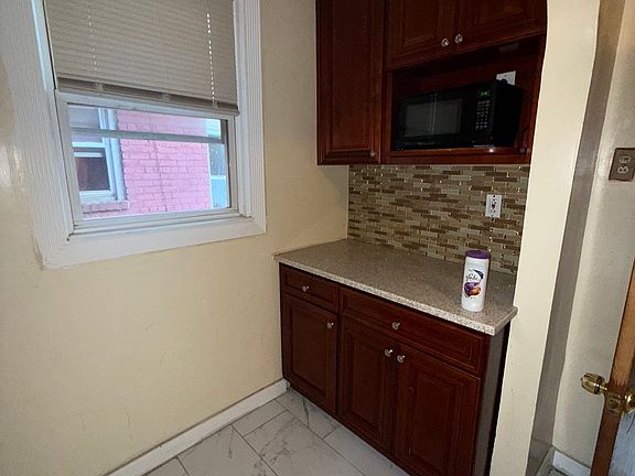 2nd image of 10744 139th St