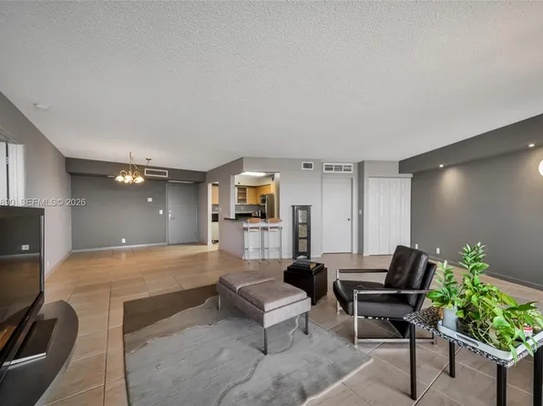 3300 NE 191st St #Lp04, Aventura, FL 33180