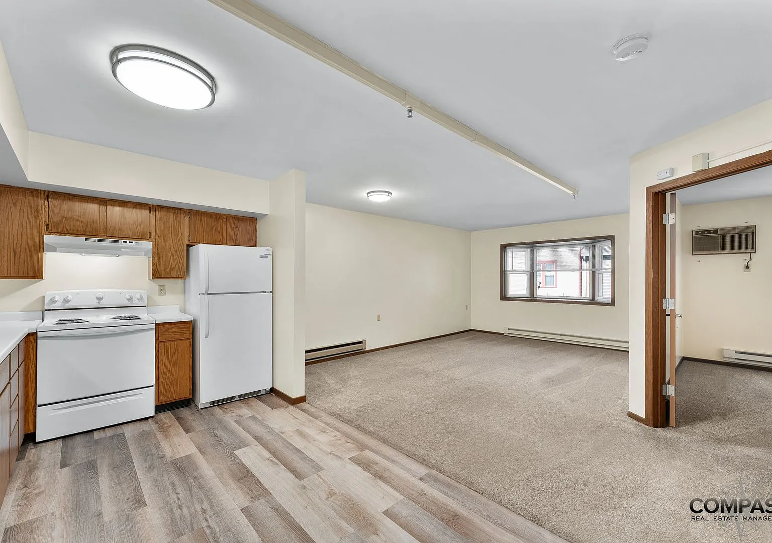 610 Gray St Apartments — Photo 1