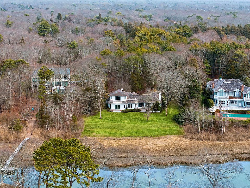 1st image of 7 Penniman Point Rd