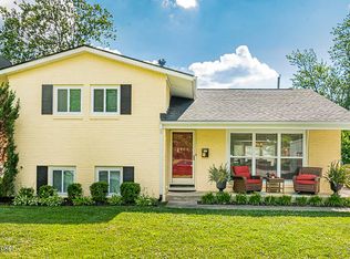 3908 Graf Dr, Louisville, KY 40220