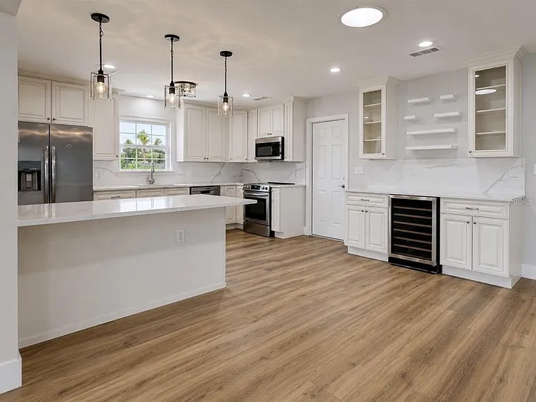 6513 Abaco Dr — Photo 16