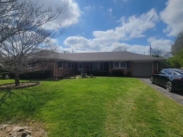 1620 Auburn Dr, Lexington, KY 40505
