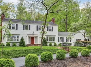 17 Sunrise Dr, Warren, NJ 07059