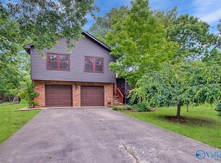 7212 Milestone Dr SE, Huntsville, AL 35802