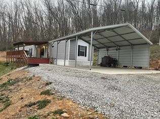 140 Jamison Ln, Grafton, WV 26354