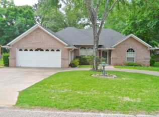 1634 Brookhollow Dr, Hideaway, TX 75771