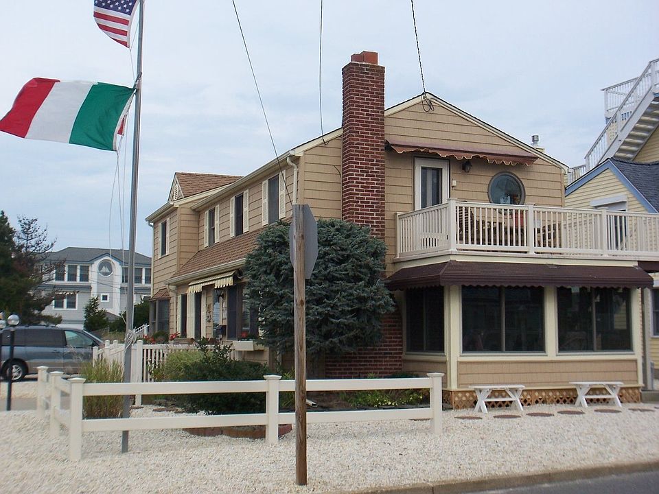fourth from ocean with views