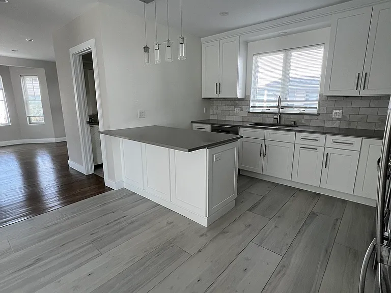 19 Loomis Ave — Photo 19