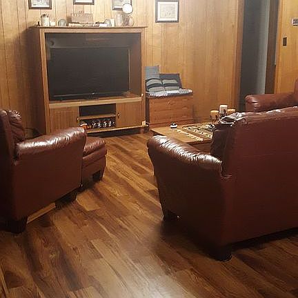4th image of 211 Ponderosa Dr