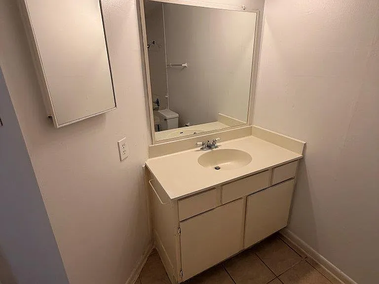 7901 Cambridge St #25 — Photo 12