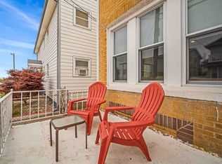 25 N Marion Ave, Ventnor, NJ 08406