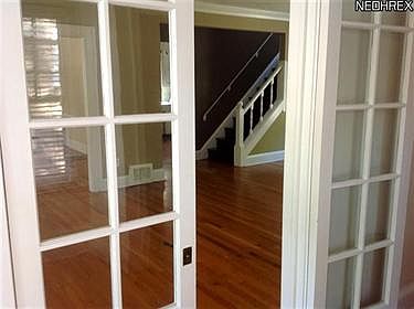 4th image of 2911 Meadowbrook Blvd