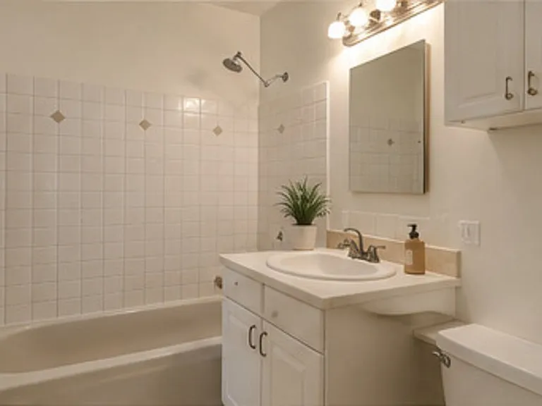15601 Morrison St — Photo 6