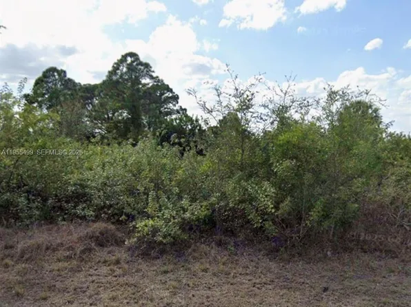 128 Aurora Ave S, Lehigh Acres, FL 33974