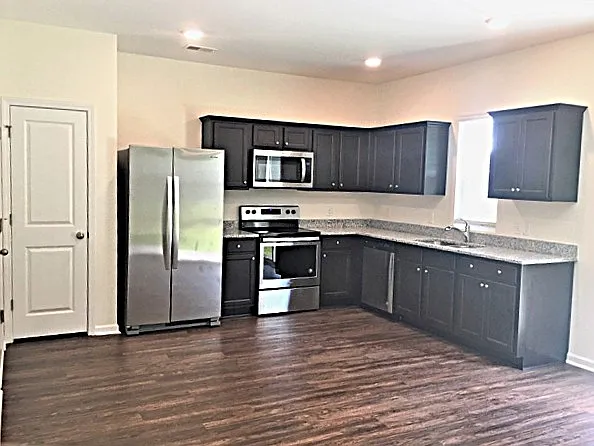 191 Orion Way — Photo 3