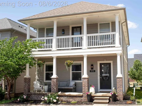 3913 Andover Ave, Auburn Hills, MI 48326